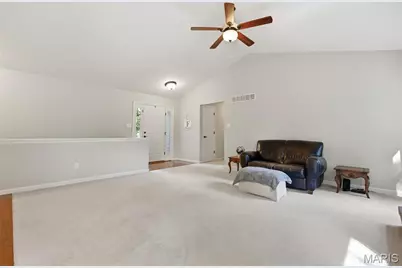 20 W Ofallon Drive, O'Fallon, MO 63366 - Photo 7