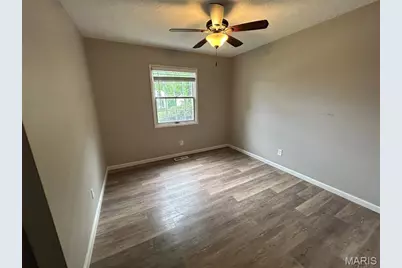 12834 Fox Haven Drive, Florissant, MO 63033 - Photo 5