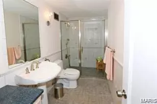 4501 Lindell Blvd, Saint Louis, MO 63108 - Photo 11