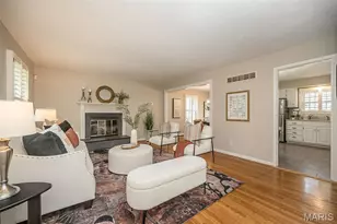 27 Millbrook Ln, Saint Louis, MO 63122 - Photo 5