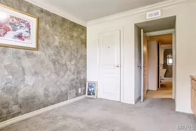 1 Delcrest Court #103, Saint Louis, MO 63124 - Photo 21