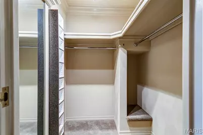 1 Delcrest Court #103, Saint Louis, MO 63124 - Photo 13
