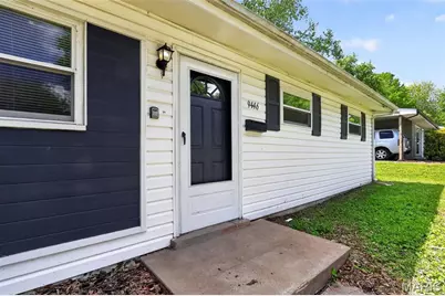 9446 Stansberry Avenue, Saint Louis, MO 63134 - Photo 5