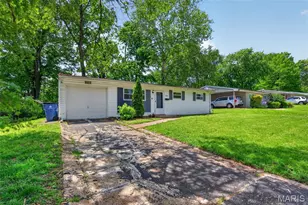 9446 Stansberry Ave, Saint Louis, MO 63134 - Photo 3