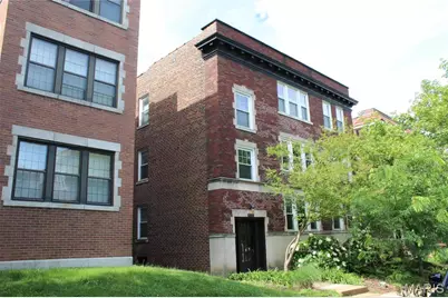 6318 S Rosebury Avenue #B, Saint Louis, MO 63105 - Photo 1