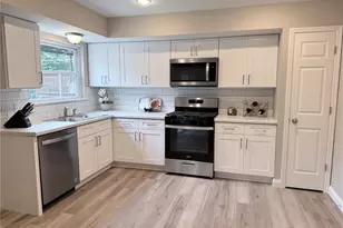 4211 Martyridge Dr, Saint Louis, MO 63129 - Photo 3