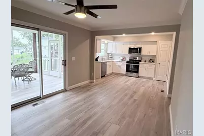 4211 Martyridge Drive, Saint Louis, MO 63129 - Photo 7