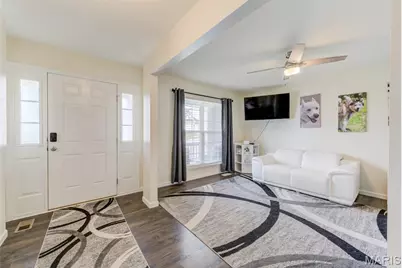 618 Creek Bend Drive, Lake Saint Louis, MO 63367 - Photo 5