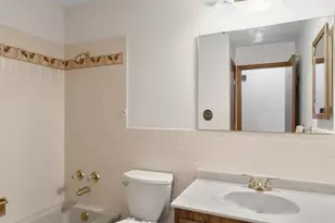 4472 Pinyon Jay Ct, Saint Louis, MO 63128 - Photo 19