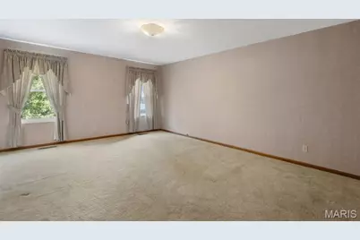 4472 Pinyon Jay Court, Saint Louis, MO 63128 - Photo 21