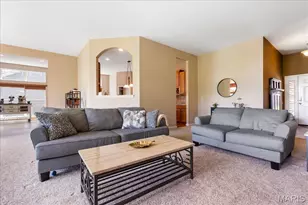 165 Carlton Point Dr, Wentzville, MO 63385 - Photo 7