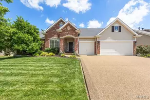 165 Carlton Point Dr, Wentzville, MO 63385 - Photo 1
