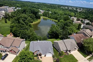 165 Carlton Point Dr, Wentzville, MO 63385 - Photo 3