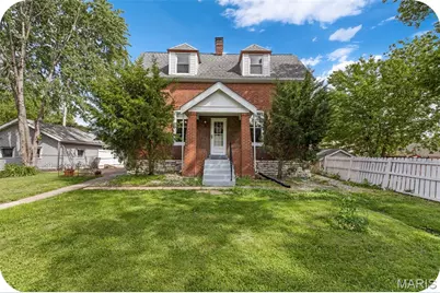 4230 S 37th Street, Saint Louis, MO 63116 - Photo 1