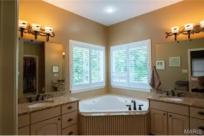 320 Nicole Court, Troy, MO 63379 - Photo 15