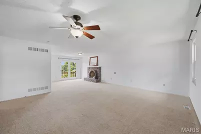 2569 Trenton Station, Saint Charles, MO 63303 - Photo 7