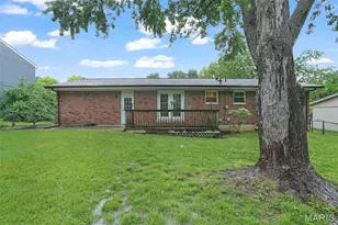 120 Briarcliff Dr, Saint Charles, MO 63301 - Photo 29