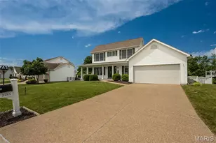 2215 Wild Pigeon Dr, O'Fallon, MO 63368 - Photo 3