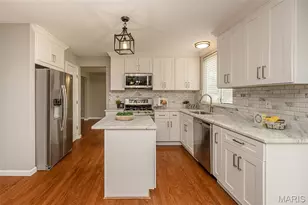10145 Morgan Ridge Dr, Mehlville, MO 63123 - Photo 13