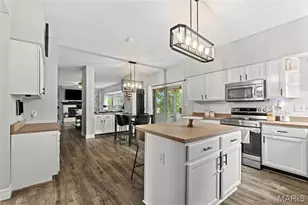 102 Middlesburg Ct, O'Fallon, MO 63368 - Photo 7