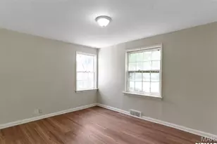 8135 Bloom Dr, Saint Louis, MO 63114 - Photo 17
