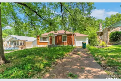 8135 Bloom Drive, Saint Louis, MO 63114 - Photo 9