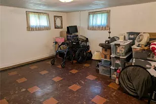 9133 Overton Dr, Saint Louis, MO 63123 - Photo 59