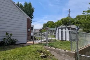 9133 Overton Dr, Saint Louis, MO 63123 - Photo 5