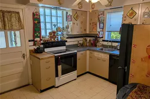 9133 Overton Dr, Saint Louis, MO 63123 - Photo 71