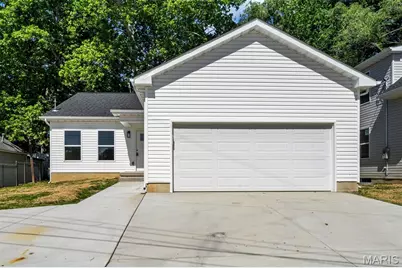 9931 S Broadway, Saint Louis, MO 63125 - Photo 1