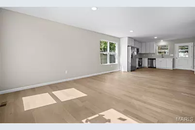 9931 S Broadway, Saint Louis, MO 63125 - Photo 5