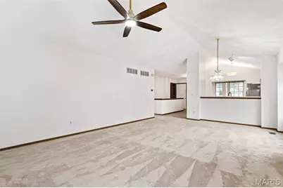 3026 Plum Creek Drive, Saint Peters, MO 63303 - Photo 7
