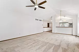 3026 Plum Creek Dr, Saint Peters, MO 63303 - Photo 7