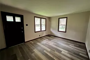 9525 Marlowe Ave, Overland, MO 63114 - Photo 13