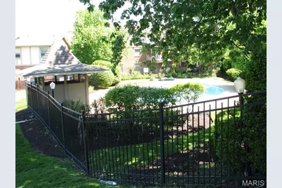1380 Willow Brook Cove Court #1, Creve Coeur, MO 63146 - Photo 13