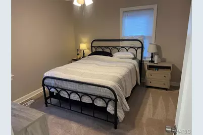 10464 San Carlos Lane, Saint Ann, MO 63074 - Photo 3