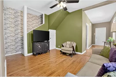 4166 Schiller Place, Saint Louis, MO 63116 - Photo 5