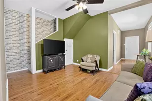 4166 Schiller Pl, Saint Louis, MO 63116 - Photo 5