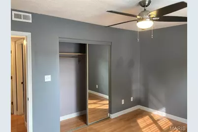 1520 E Swan Circle, Brentwood, MO 63144 - Photo 7