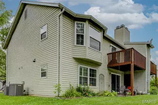 1504 Surrey Ln, Saint Charles, MO 63304 - Photo 5