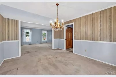 908 Devonshire Lane, Saint Charles, MO 63301 - Photo 5