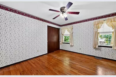 908 Devonshire Lane, Saint Charles, MO 63301 - Photo 15