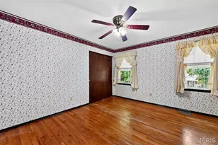 908 Devonshire Ln, Saint Charles, MO 63301 - Photo 15