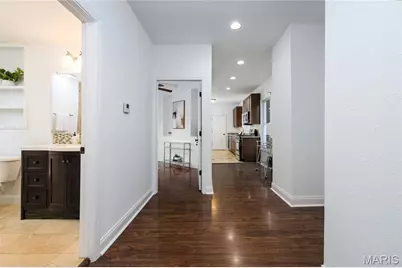 7101 Lindenwood Place, Saint Louis, MO 63109 - Photo 11