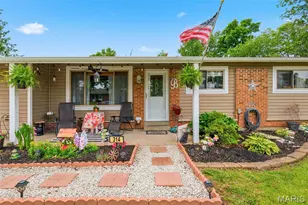 314 Capri Dr, O'Fallon, MO 63366 - Photo 5