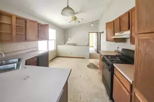4646 S Grand Blvd, Saint Louis, MO 63111 - Photo 5