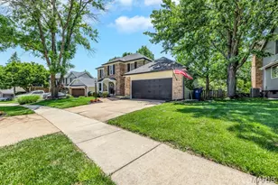 164 Crestmont Cir, Wildwood, MO 63040 - Photo 3