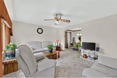 10032 Meadowfield Lane, Saint Louis, MO 63128 - Photo 5