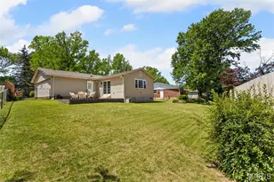 11805 Birmington Dr, Bridgeton, MO 63044 - Photo 65