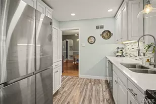 819 Blossom Ln, Rock Hill, MO 63119 - Photo 13
